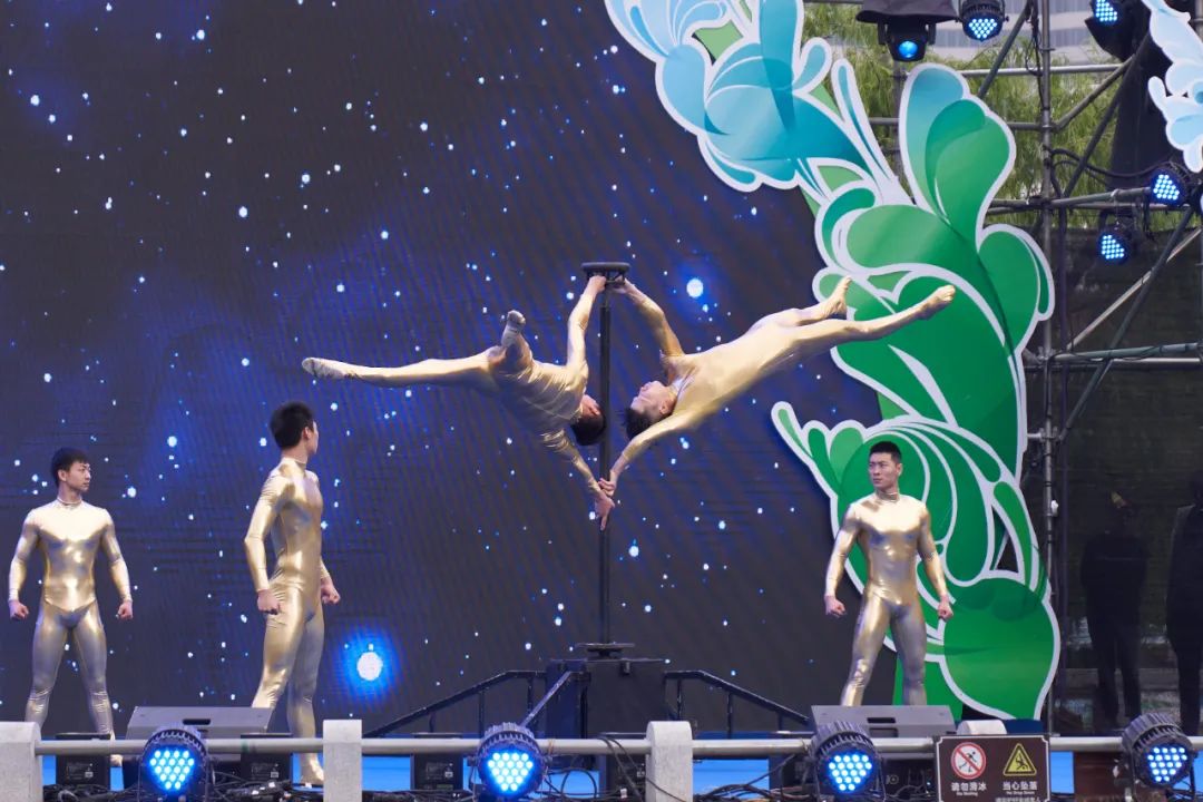 ���ѻ� ��(�й���)���޹�˾����