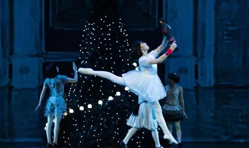 ���ѻ� ��(�й���)���޹�˾����