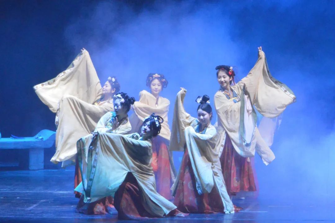 ���ѻ� ��(�й���)���޹�˾����