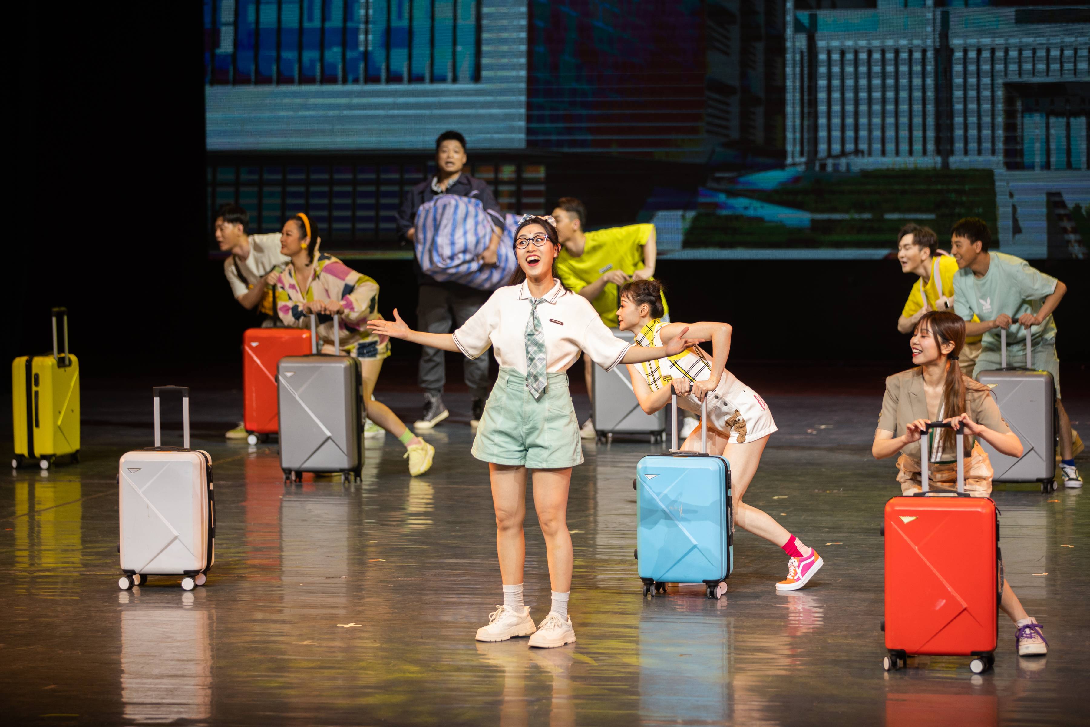 ���ѻ� ��(�й���)���޹�˾����