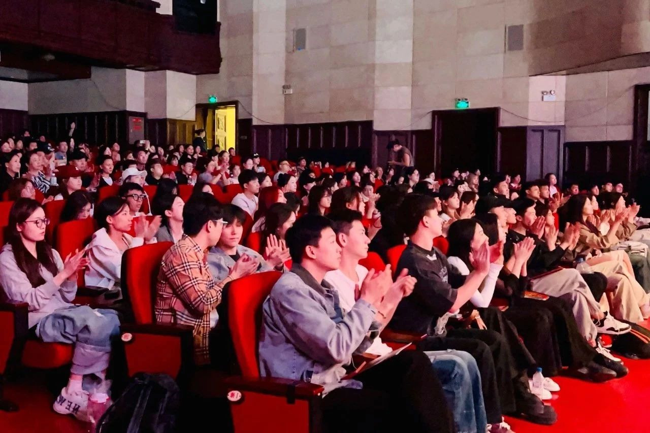 ���ѻ� ��(�й���)���޹�˾����