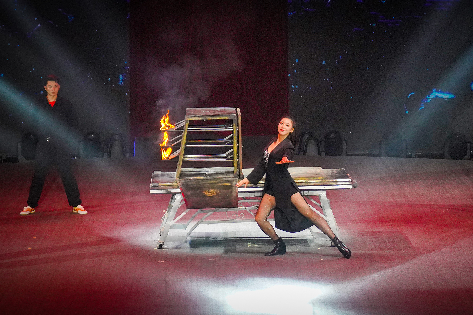 ���ѻ� ��(�й���)���޹�˾����