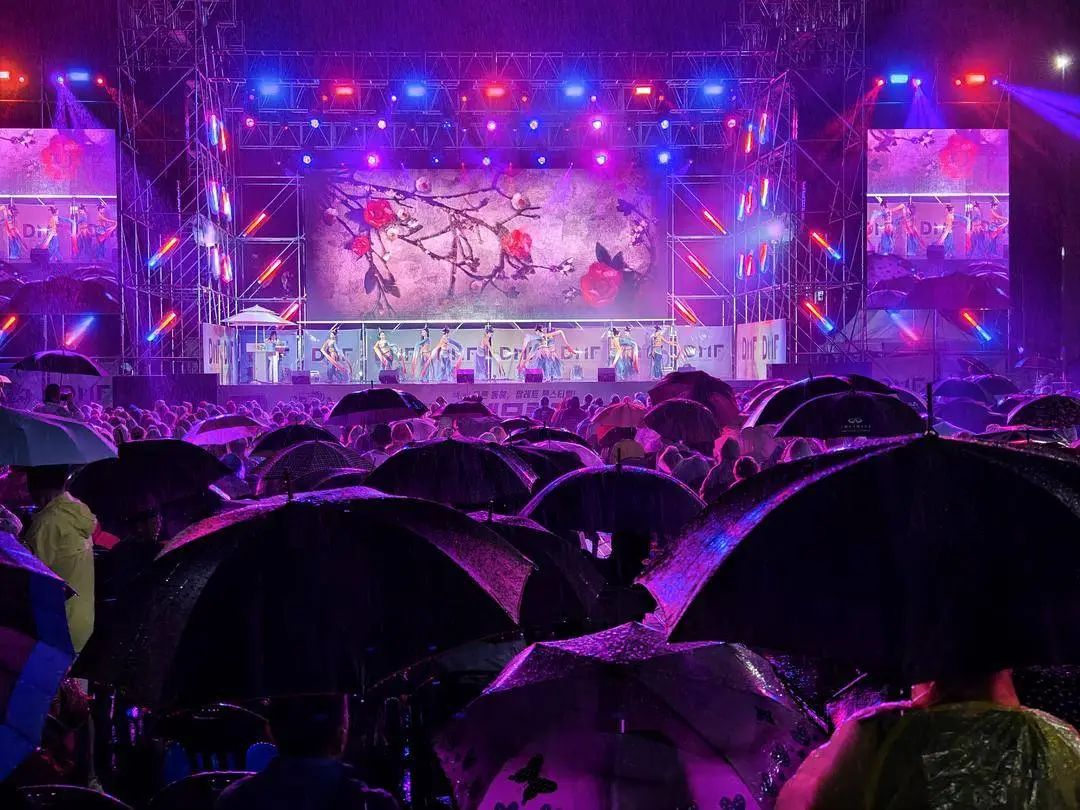 ���ѻ� ��(�й���)���޹�˾����