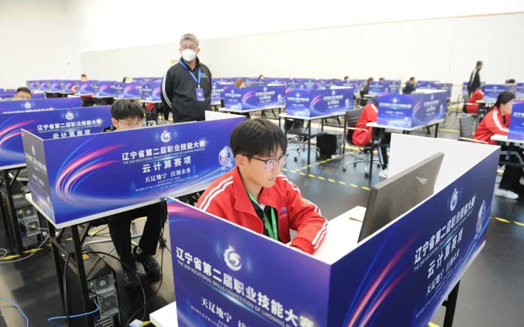 ���ѻ� ��(�й���)���޹�˾����