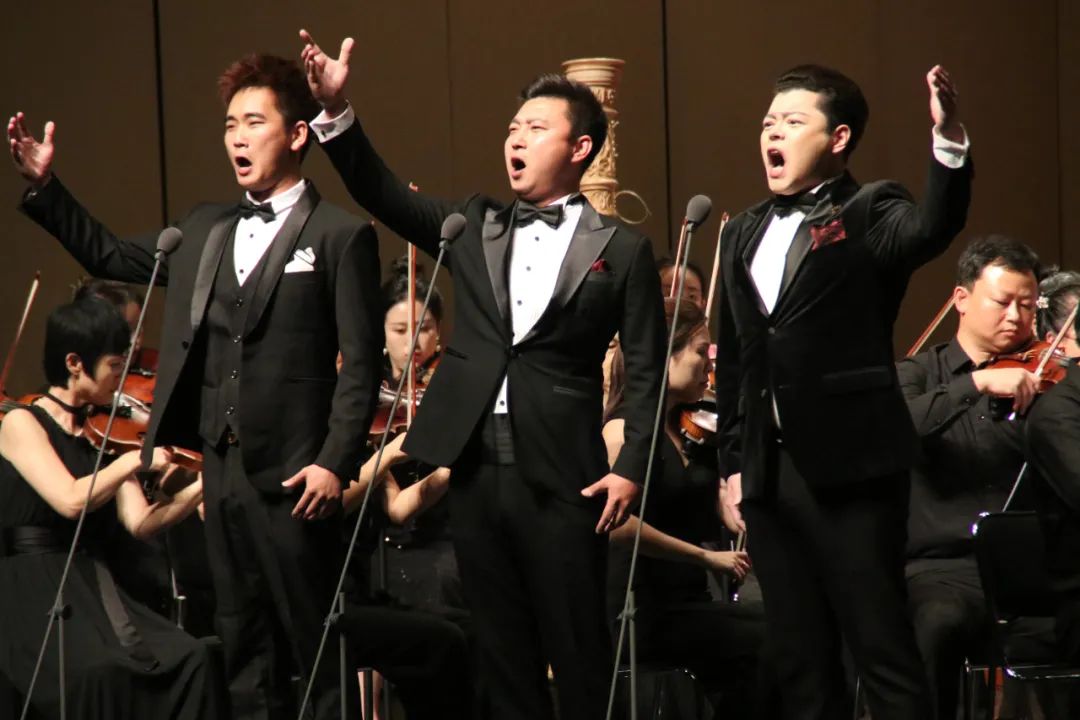 ���ѻ� ��(�й���)���޹�˾����