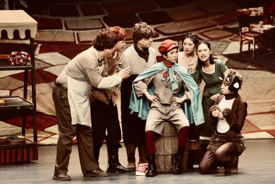 ���ѻ� ��(�й���)���޹�˾����