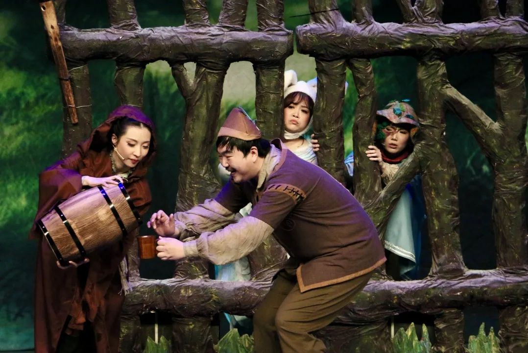 ���ѻ� ��(�й���)���޹�˾����