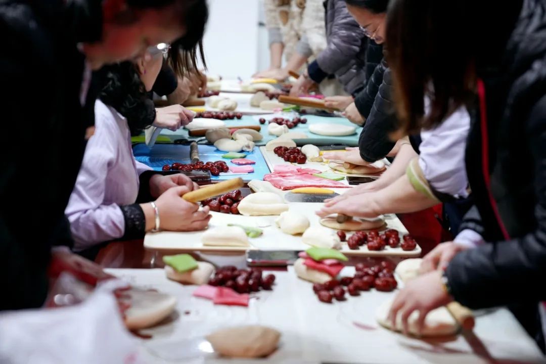 ���ѻ� ��(�й���)���޹�˾����