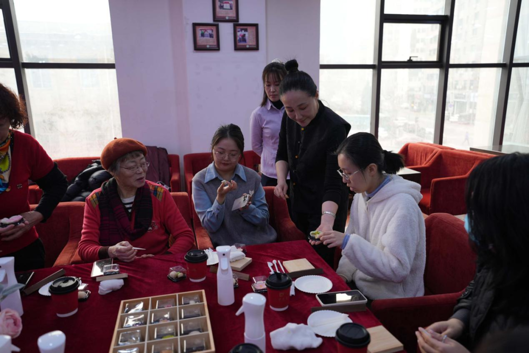 ���ѻ� ��(�й���)���޹�˾����