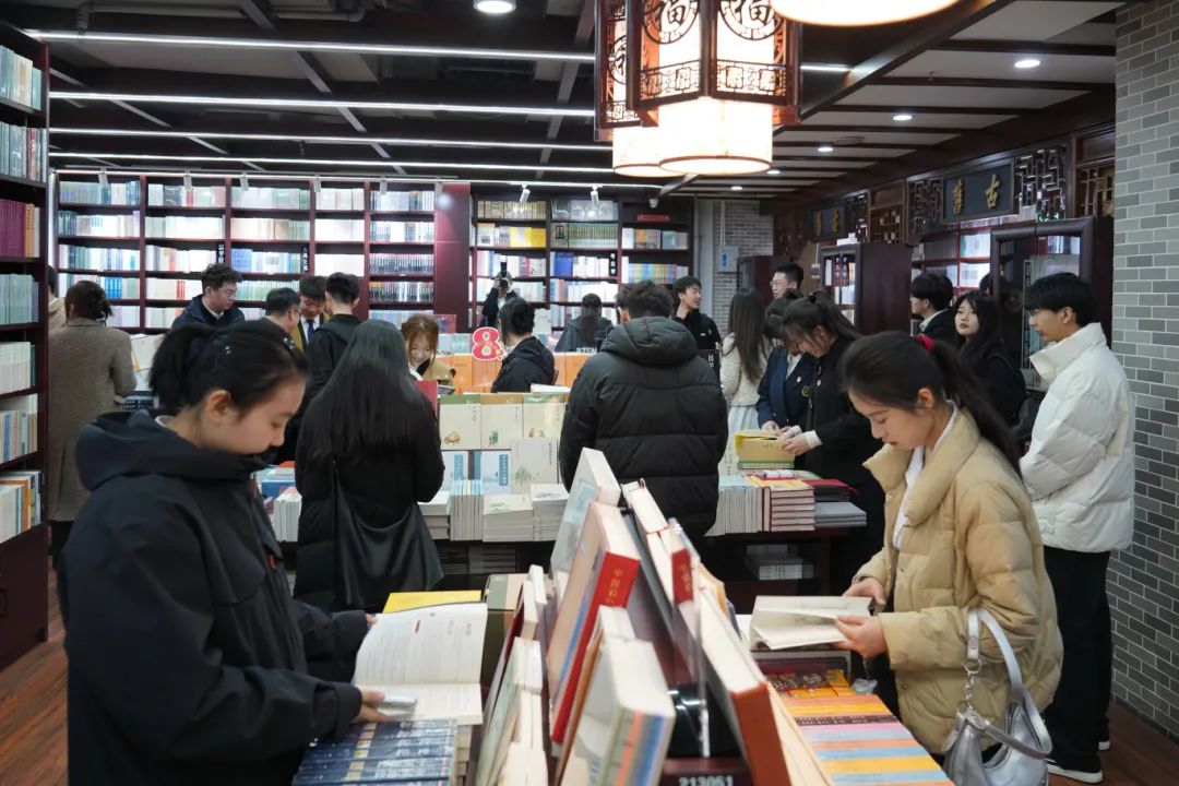 ���ѻ� ��(�й���)���޹�˾����