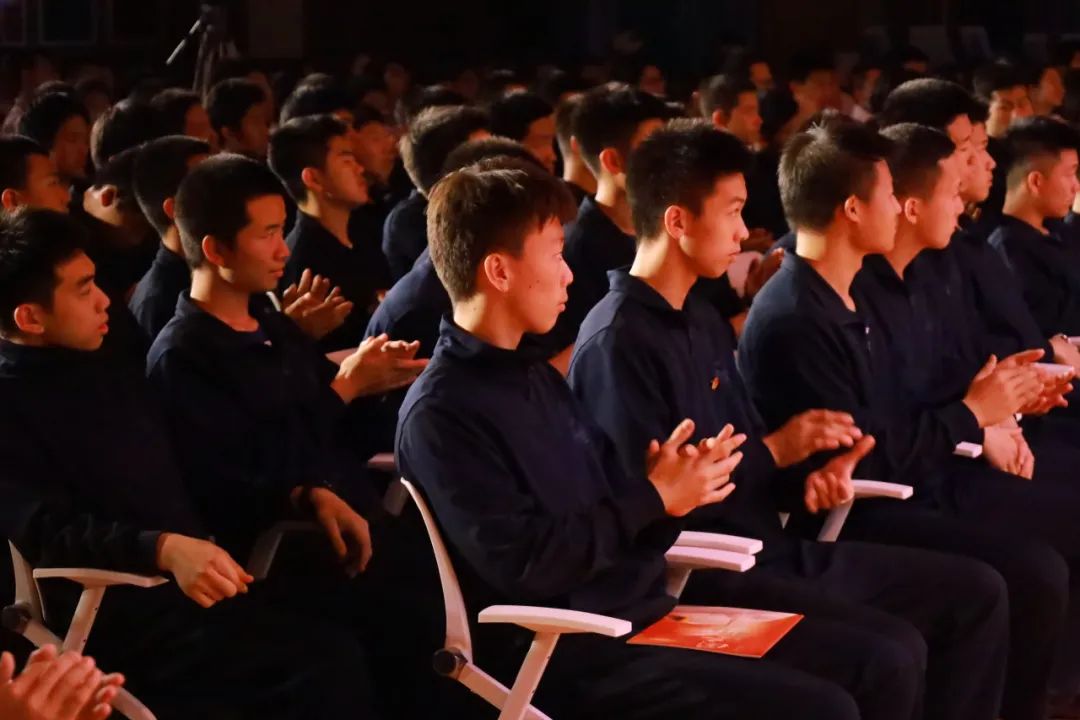 ���ѻ� ��(�й���)���޹�˾����