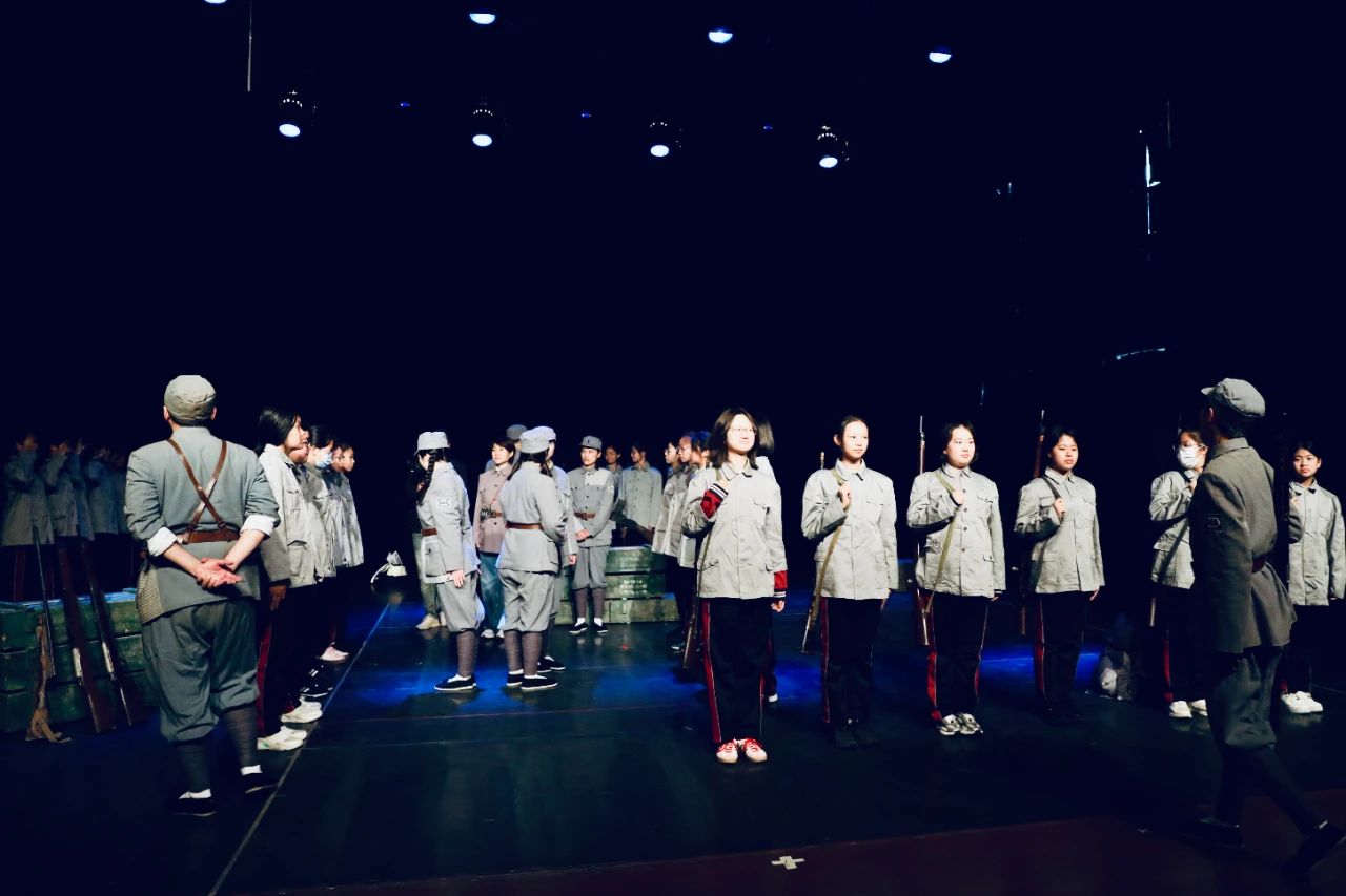 ���ѻ� ��(�й���)���޹�˾����