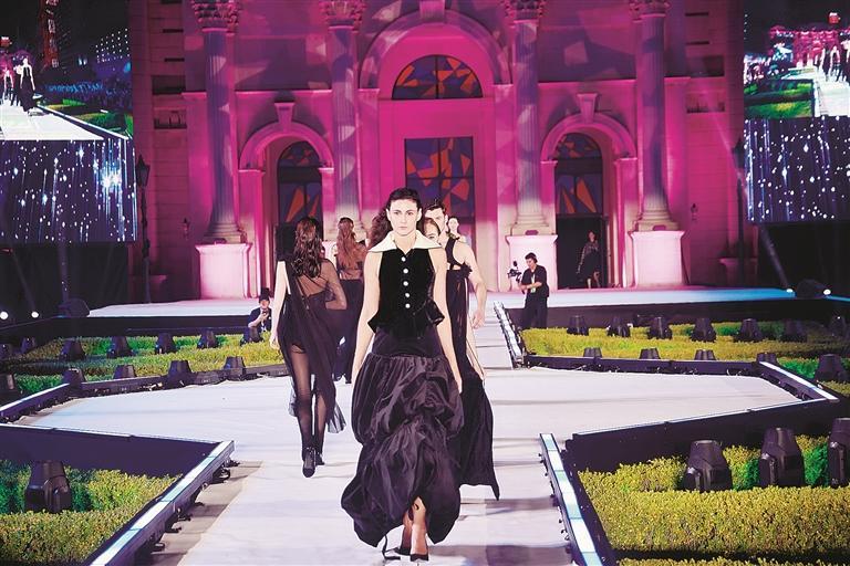 ���ѻ� ��(�й���)���޹�˾����