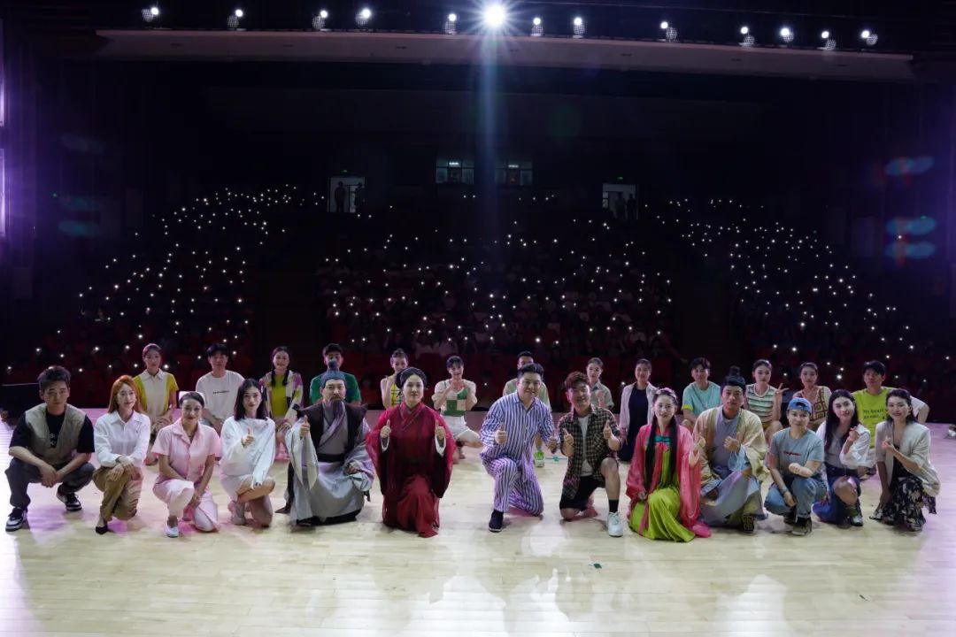 ���ѻ� ��(�й���)���޹�˾����