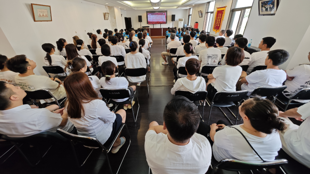 ���ѻ� ��(�й���)���޹�˾����