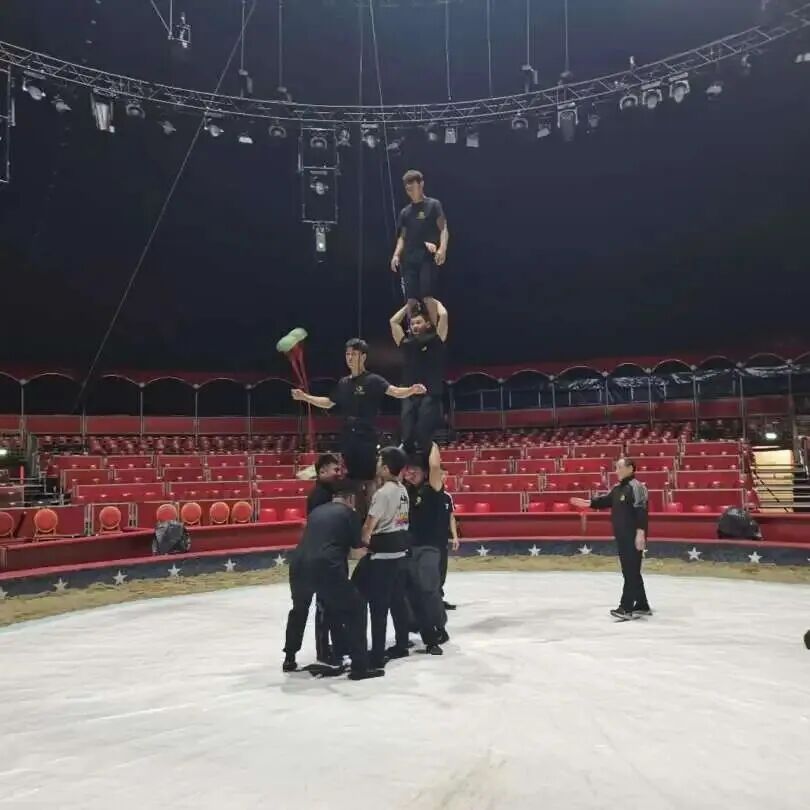 ���ѻ� ��(�й���)���޹�˾����